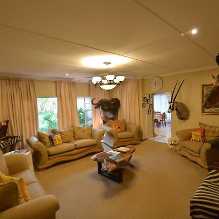 Afton Safari Lodge Kempton Park Extérieur photo