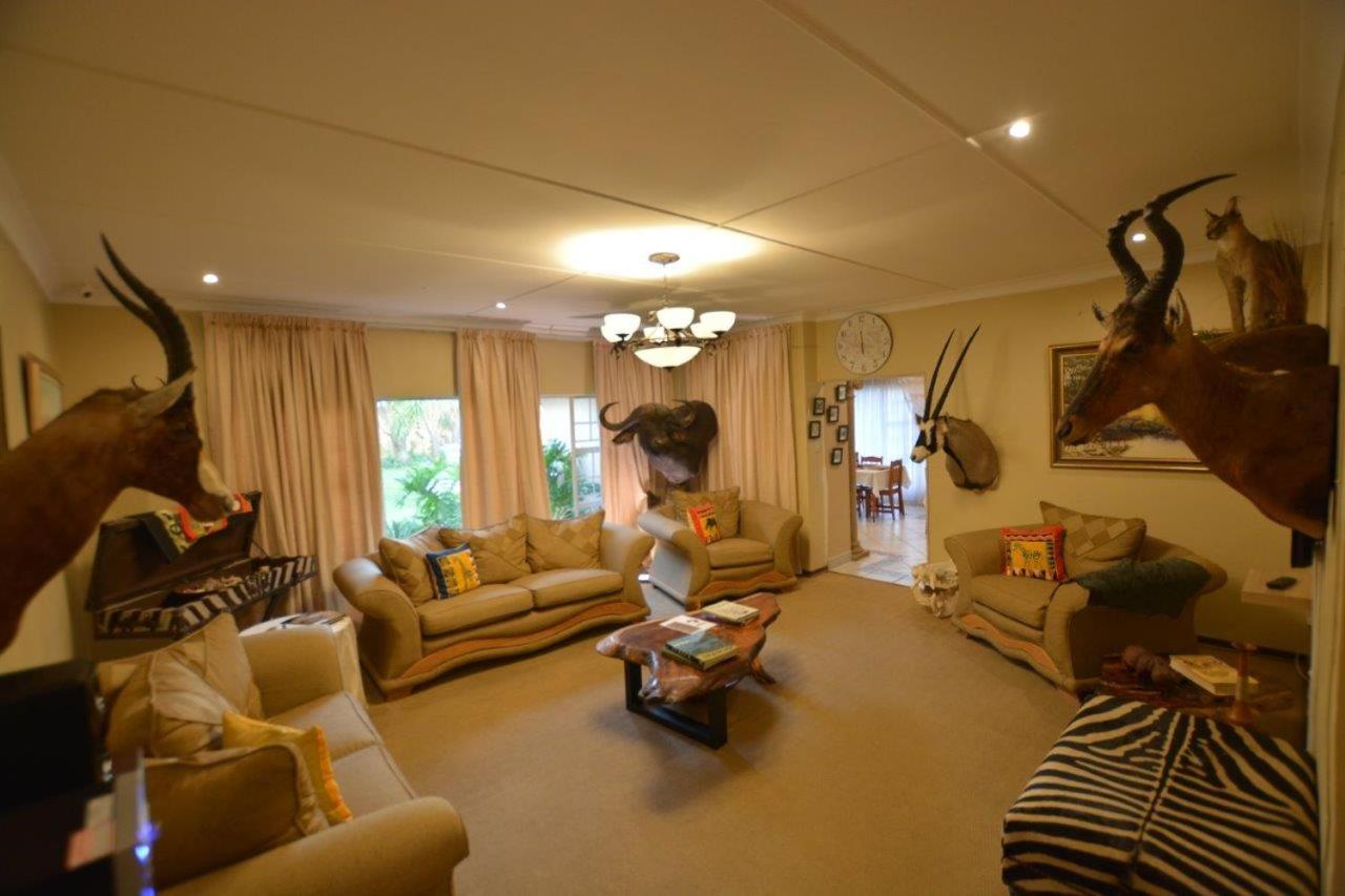 Afton Safari Lodge Kempton Park Extérieur photo