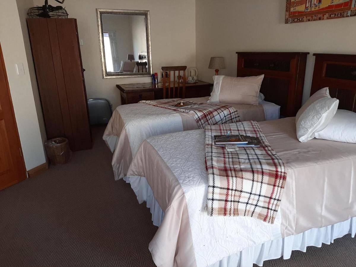 Afton Safari Lodge Kempton Park Extérieur photo